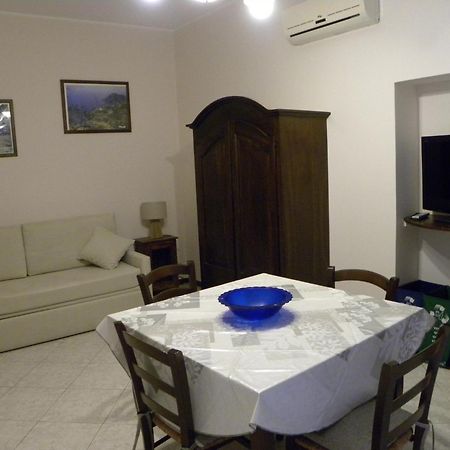Case Vacanze Albamarina Lipari  Bagian luar foto